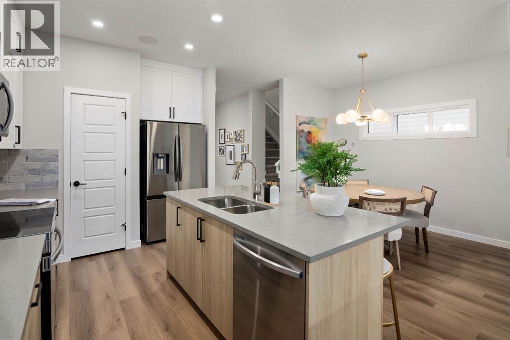 605 Lambeau Link SE, Airdrie — photo 8