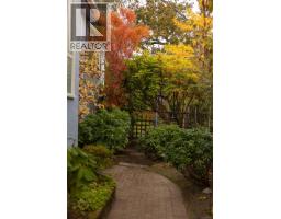 2464 Hazel St, Oak Bay, BC V8S2X5 Photo 35