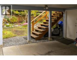 2464 Hazel St, Oak Bay, BC V8S2X5 Photo 28