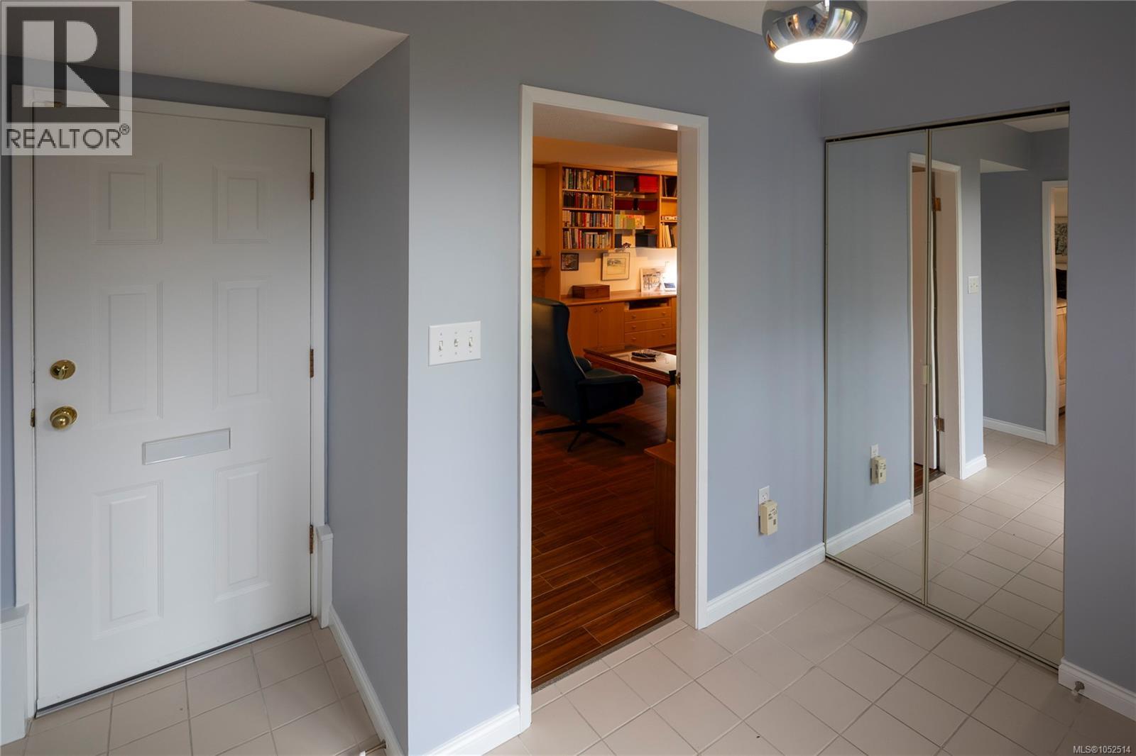 2464 Hazel St - 21