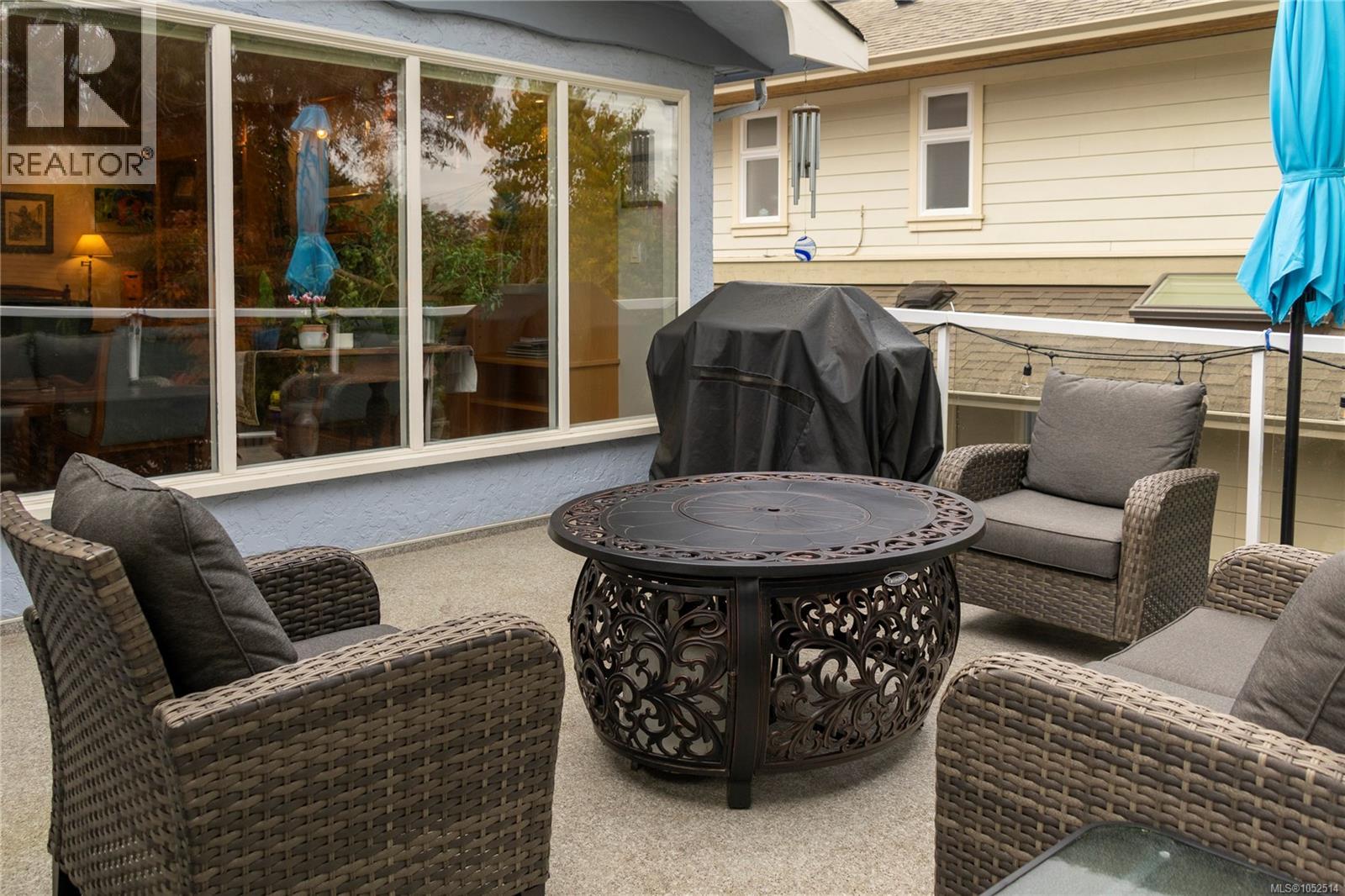  2464 Hazel Street, Oak Bay