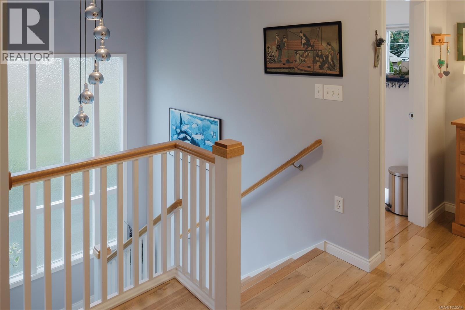 2464 Hazel St - 19