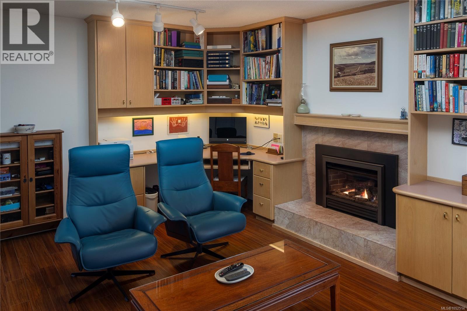  2464 Hazel Street, Oak Bay