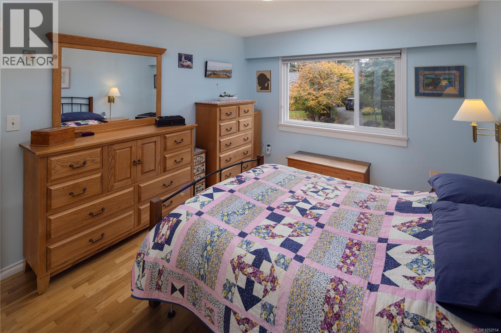  2464 Hazel Street, Oak Bay