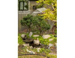 2464 Hazel St, Oak Bay, BC V8S2X5 Photo 53