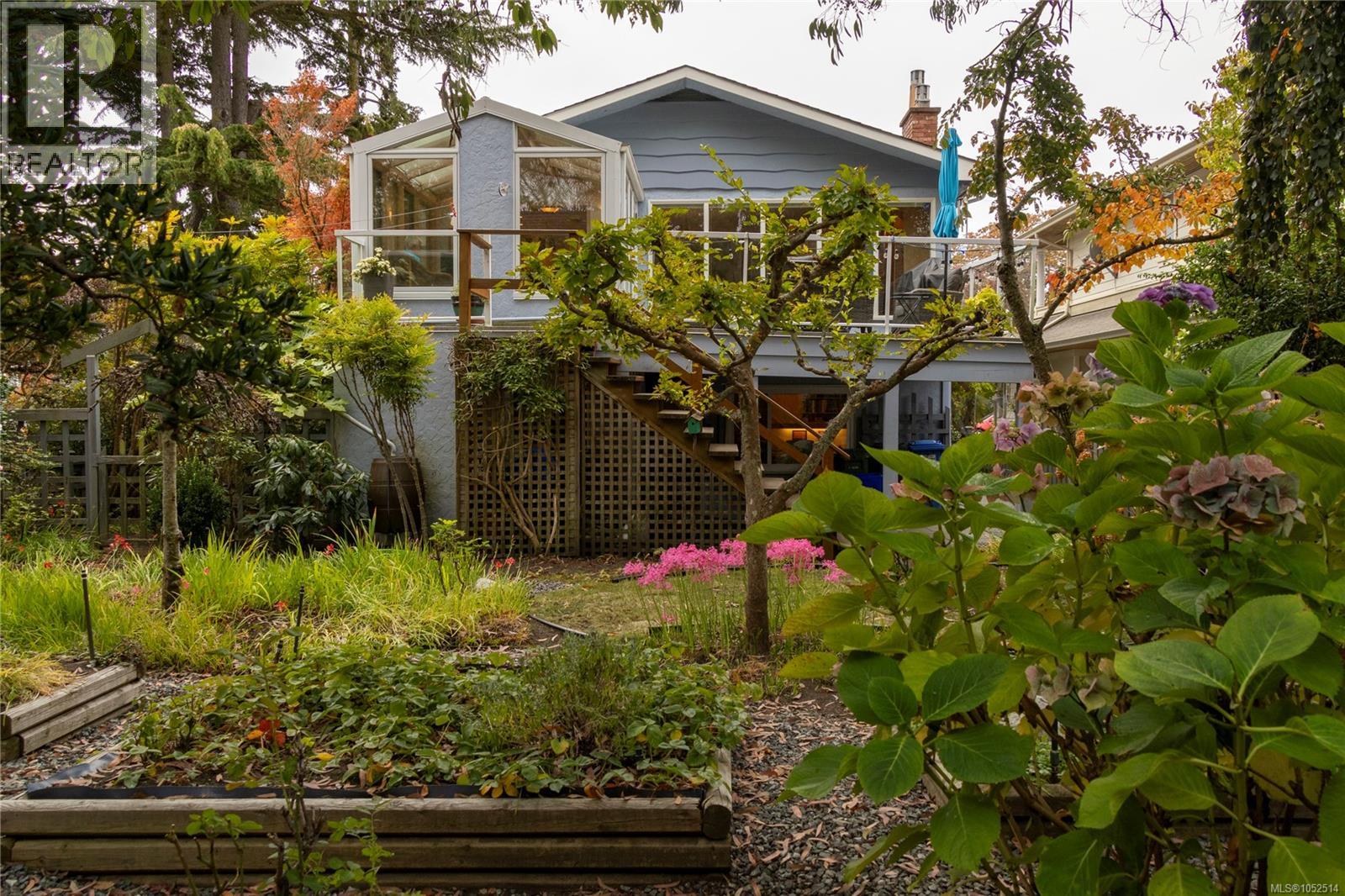  2464 Hazel Street, Oak Bay