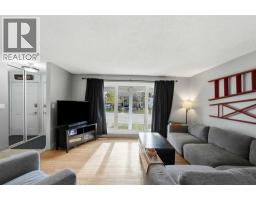 Living room - 82 Baird Street, Red Deer, AB T4R1H4 Photo 6