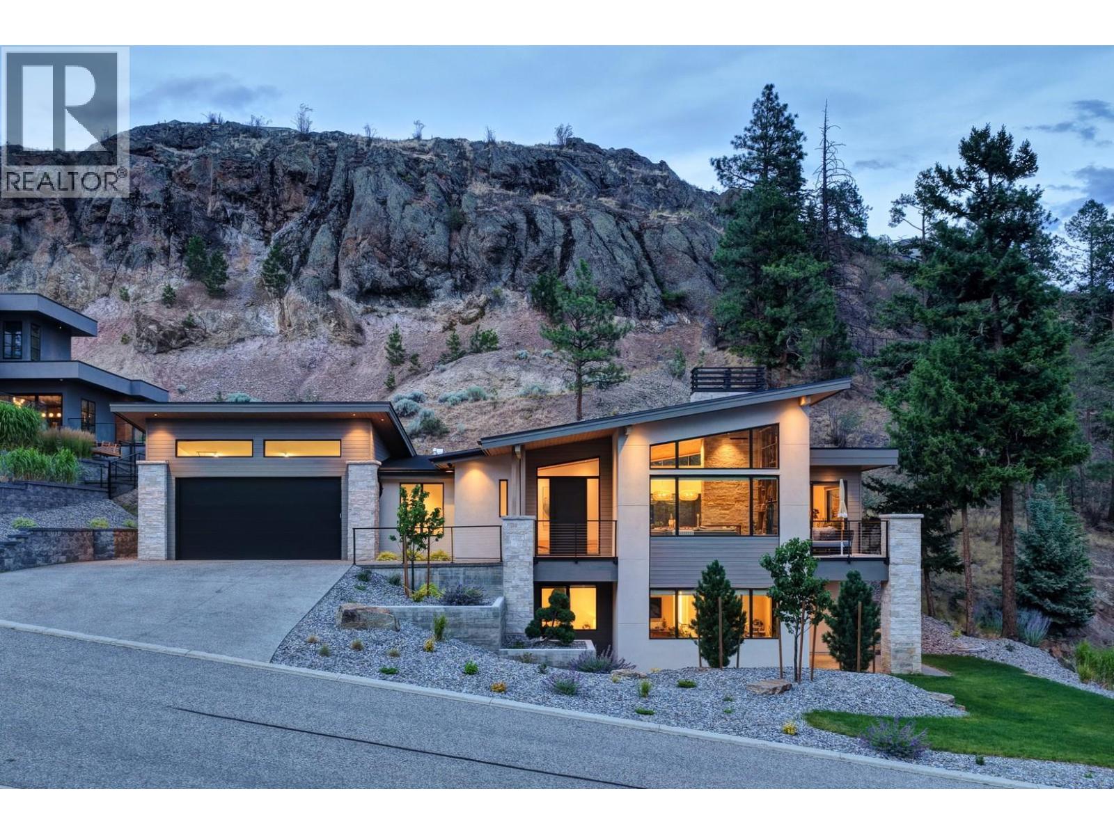 721 Pinehaven Court, Kelowna - Image 1