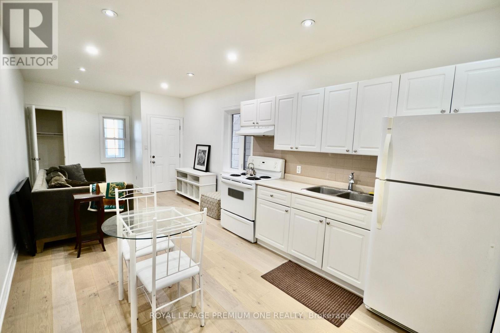 B - 312 RUSTIC ROAD, Toronto (Rustic) — photo 10