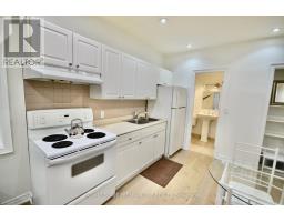 B - 312 Rustic Road, Toronto, ON M6L1W5 Photo 11