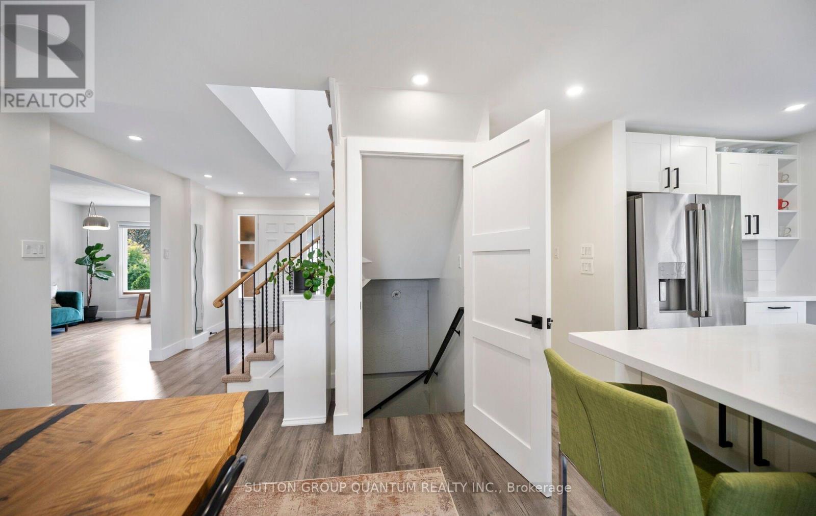 4071 WHEELWRIGHT CRESCENT - 24