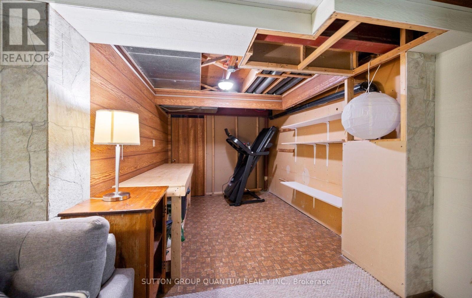 4071 WHEELWRIGHT CRESCENT - 26
