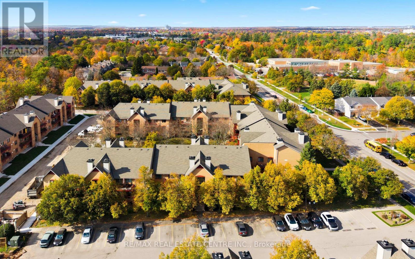 931- 1506 Pilgrims Way, Oakville, ON photo 33
