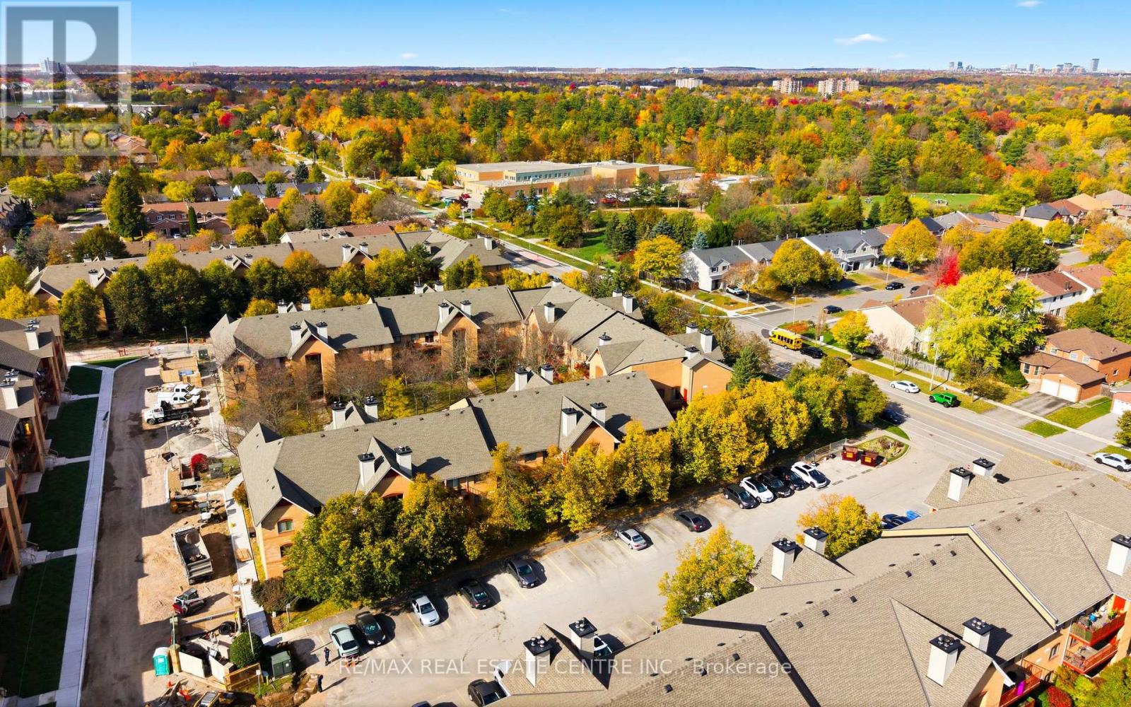 931- 1506 Pilgrims Way, Oakville, ON photo 34