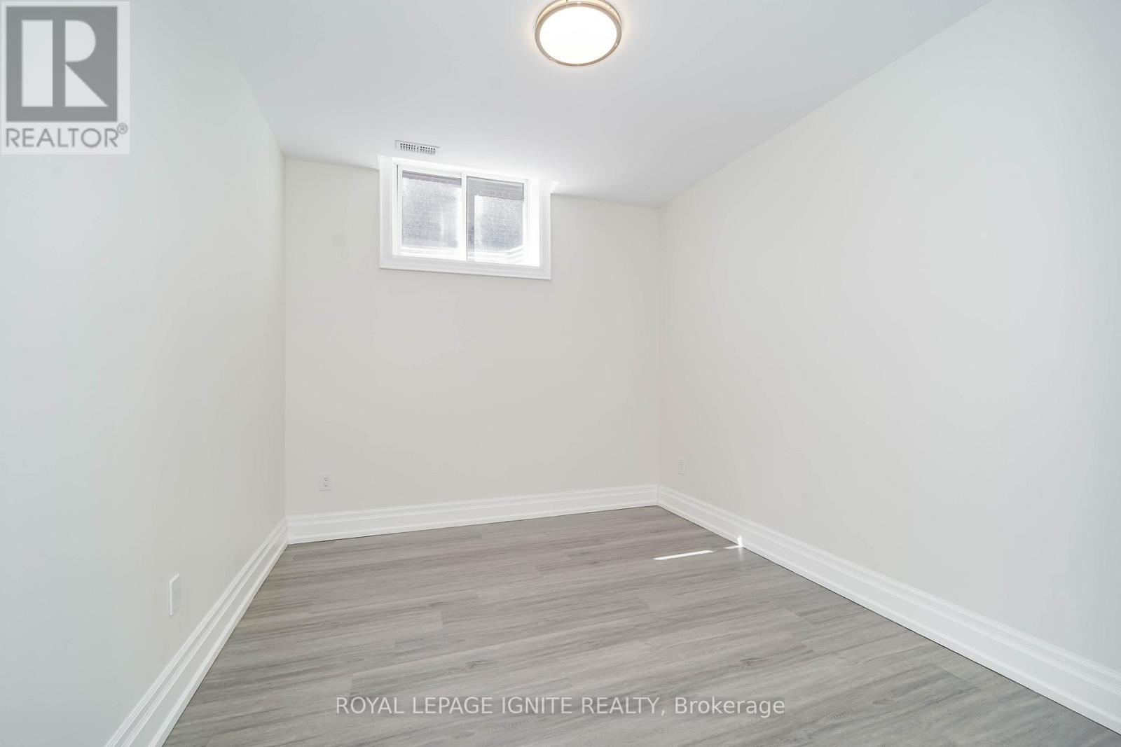 BSMT - 300 CORNELIUS PARKWAY E, Toronto (Downsview-Roding-CFB) — photo 12