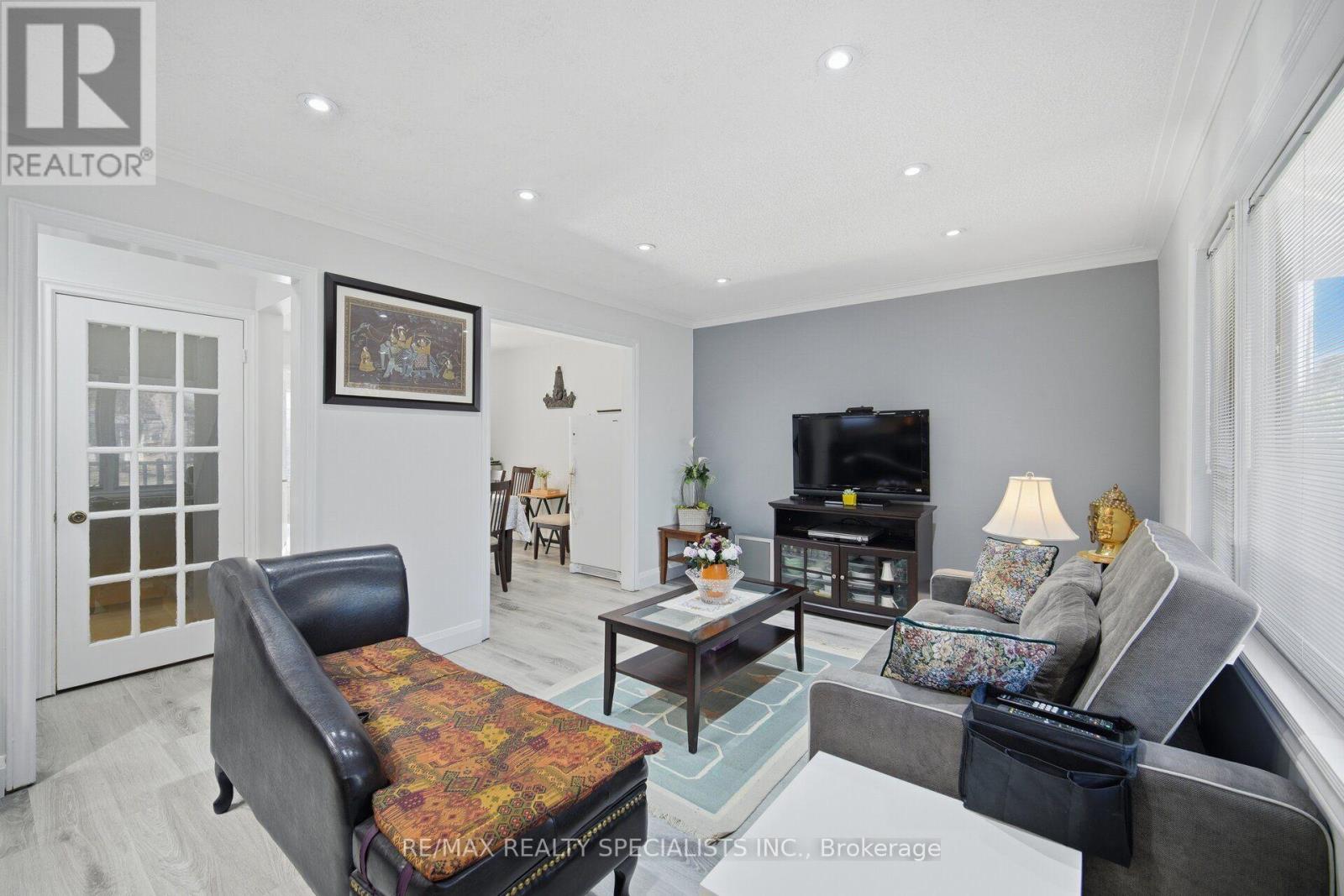 87 Woodward Avenue, Brampton, ON photo 13