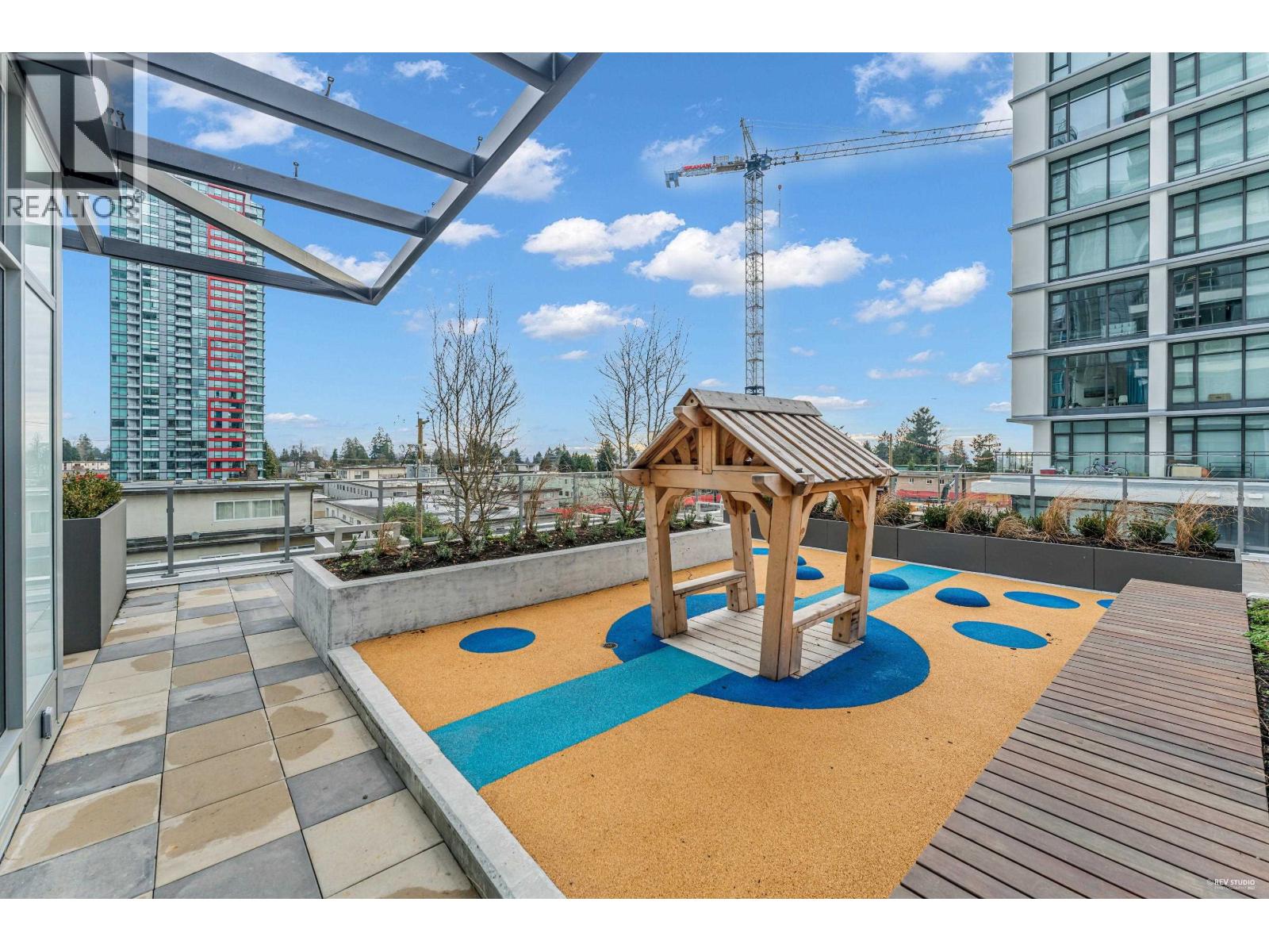 305 6511 SUSSEX AVENUE, Burnaby - Image 1