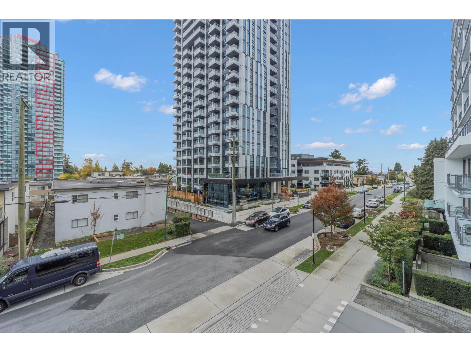 305 6511 SUSSEX AVENUE, Burnaby - Image 1