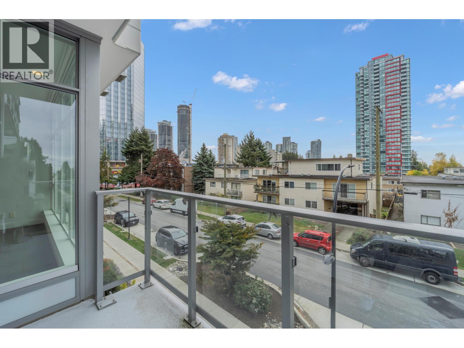 305 6511 SUSSEX AVENUE, Burnaby - Image 1