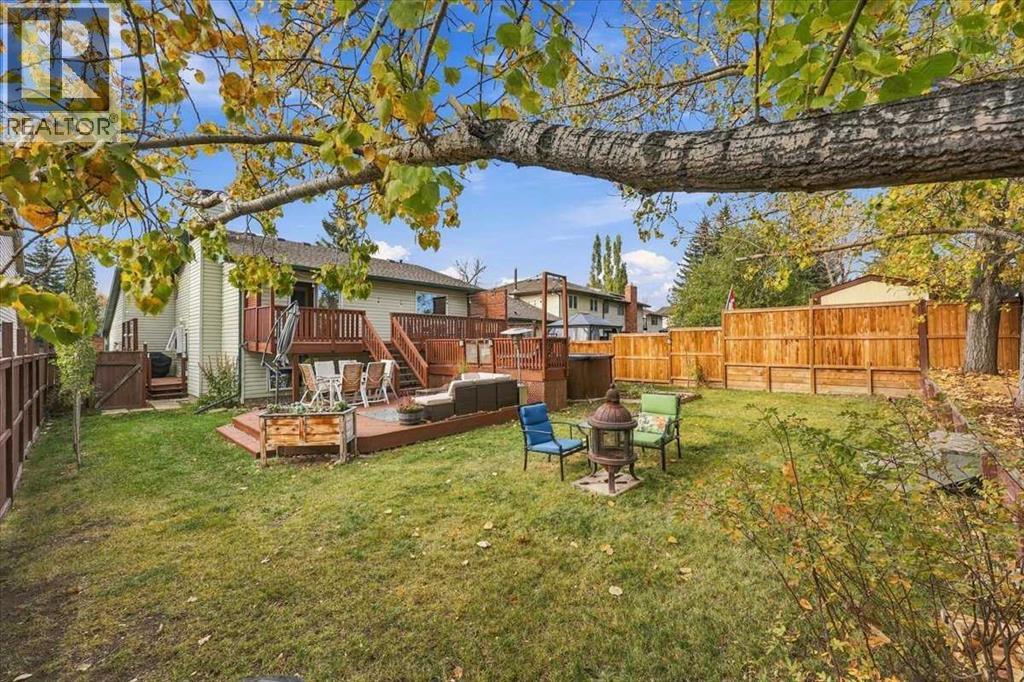 71 Hawkhill Way NW photo 47