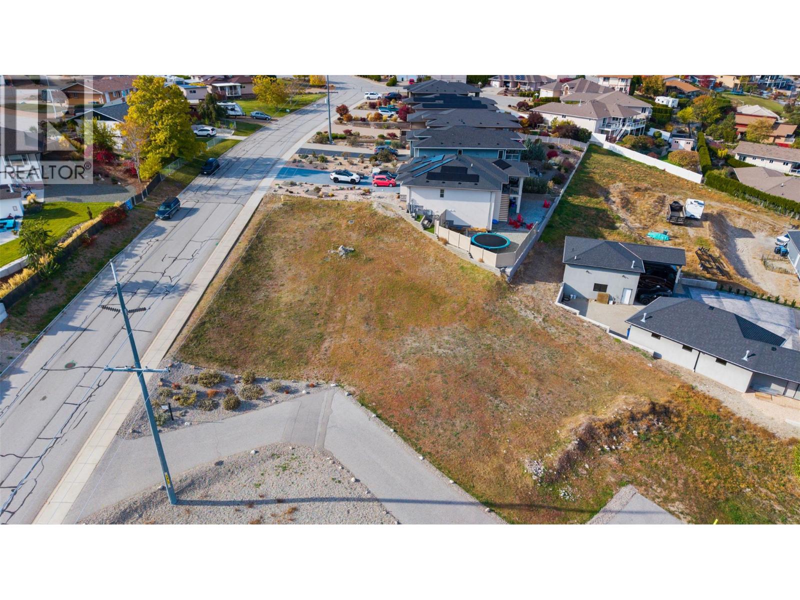 502 Merlot Avenue, Oliver