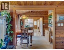 5229 Yacht Road, Sechelt, BC V7Z0C1 Photo 15