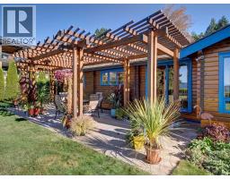 5229 Yacht Road, Sechelt, BC V7Z0C1 Photo 29