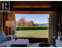5229 Yacht Road, Sechelt, BC V7Z0C1 Photo 19