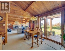 5229 Yacht Road, Sechelt, BC V7Z0C1 Photo 14