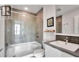 984 Walden Drive Se, Calgary, AB T2X4C4 Photo 33