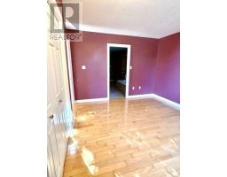 25 Falconridge Court, St  Thomas, ON N5R6J2 Photo 13