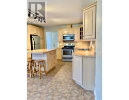 25 Falconridge Court, St  Thomas, ON N5R6J2 Photo 16
