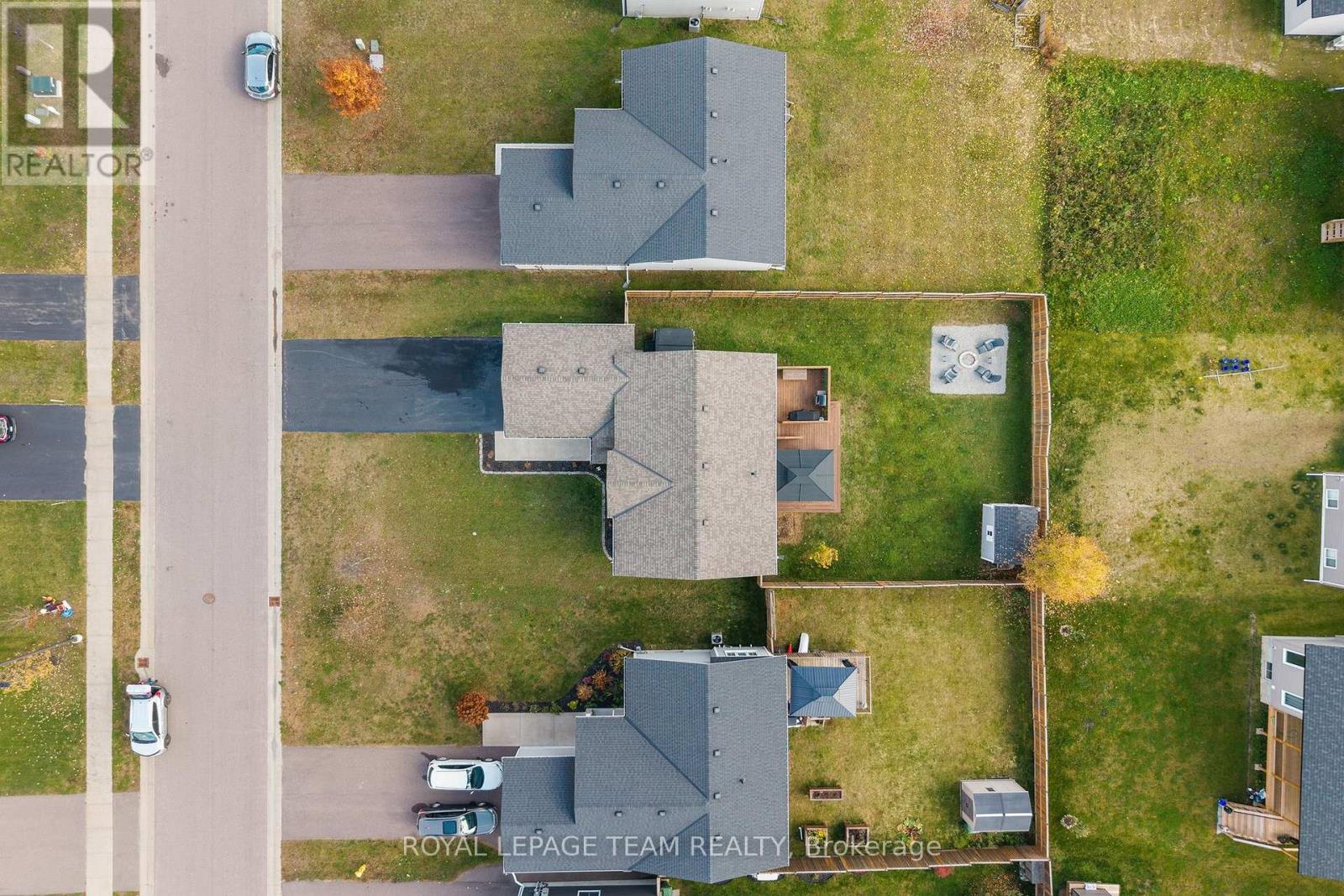 Fully fenced back yard