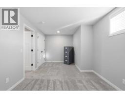 18 Willow Green Link, Cochrane, AB T4C2S8 Photo 35
