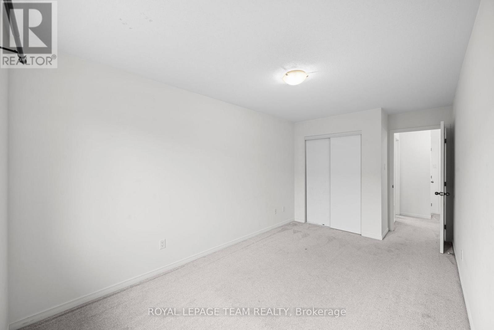 Back right bedroom