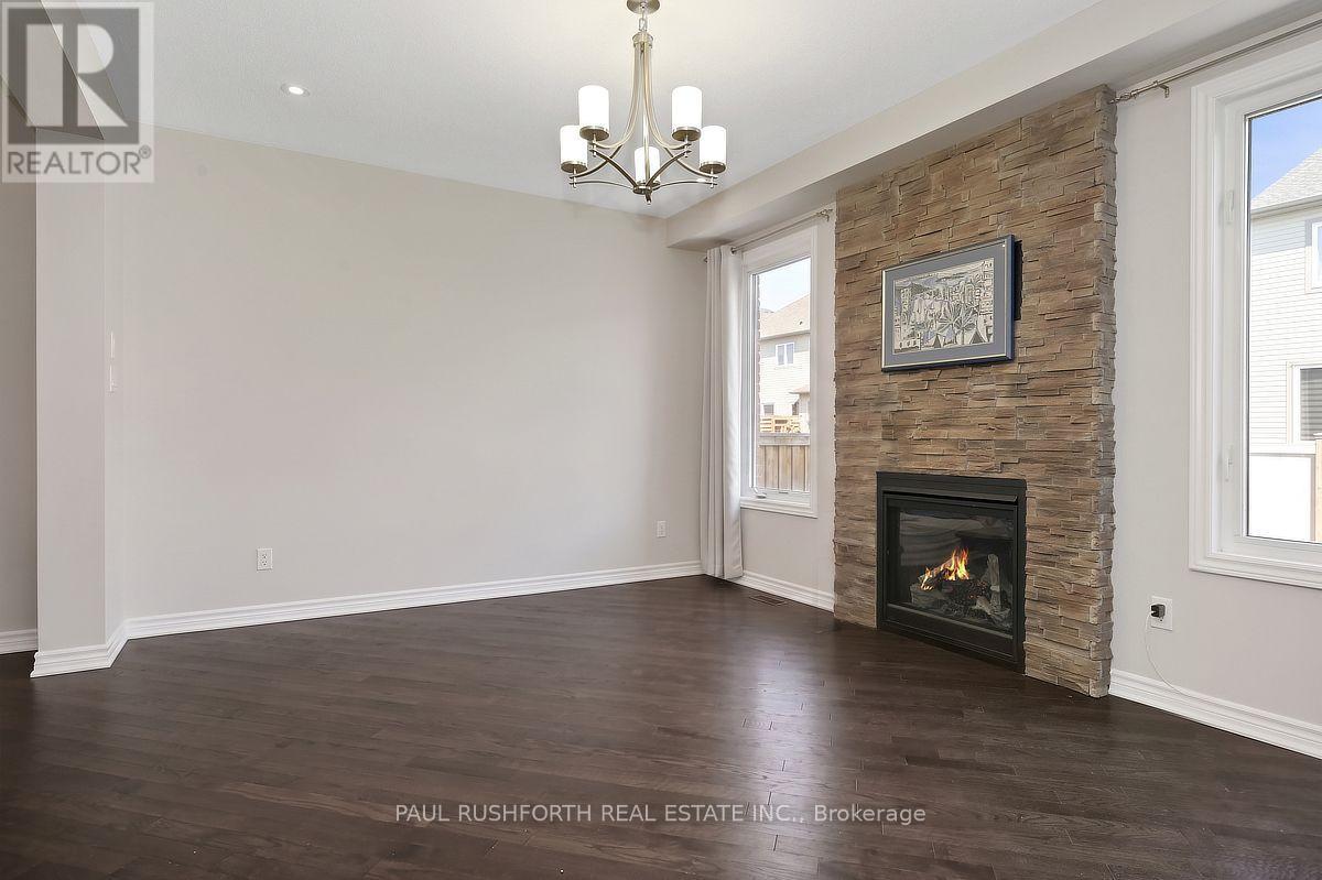 66 ESCALLONIA COURT - 10