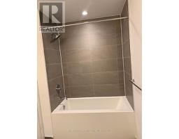 4307 - 898 Portage Parkway, Vaughan, ON L4K0J6 Photo 9