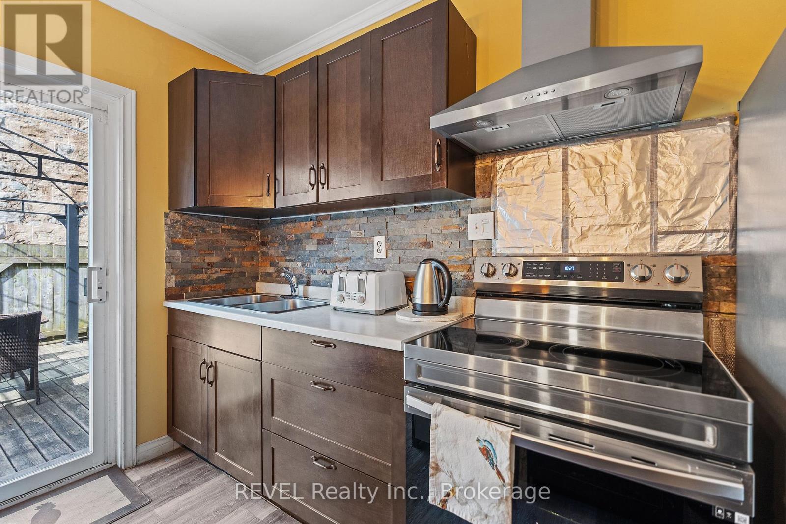 4755 RIVER ROAD - 12