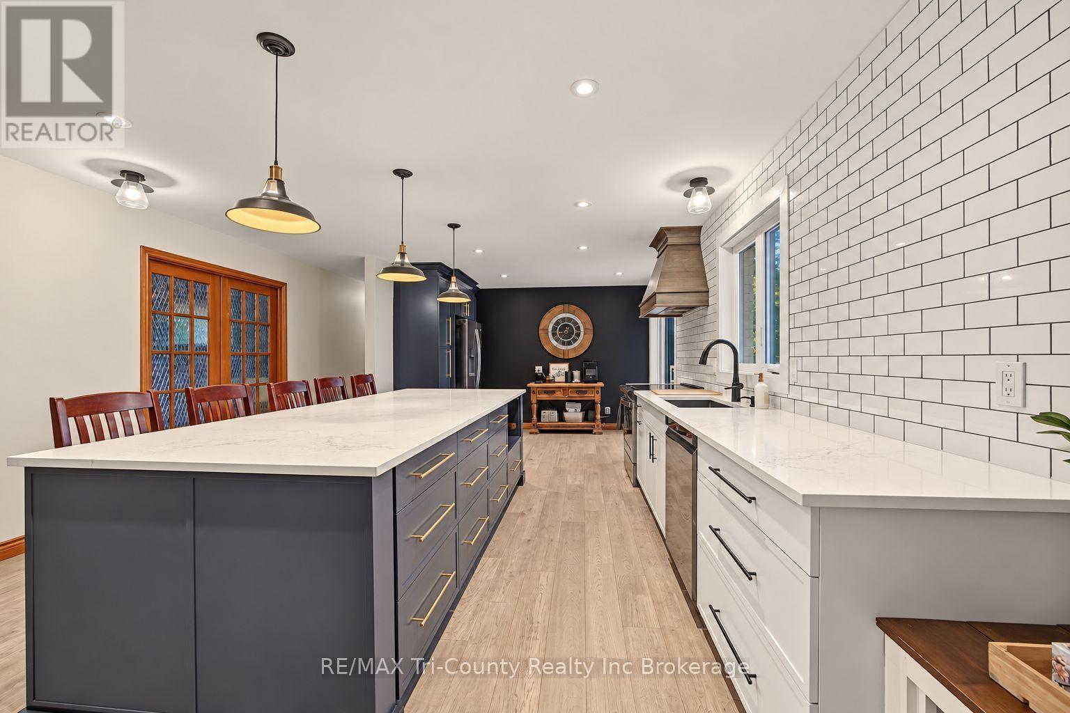 75 PARKWOOD DRIVE - 11