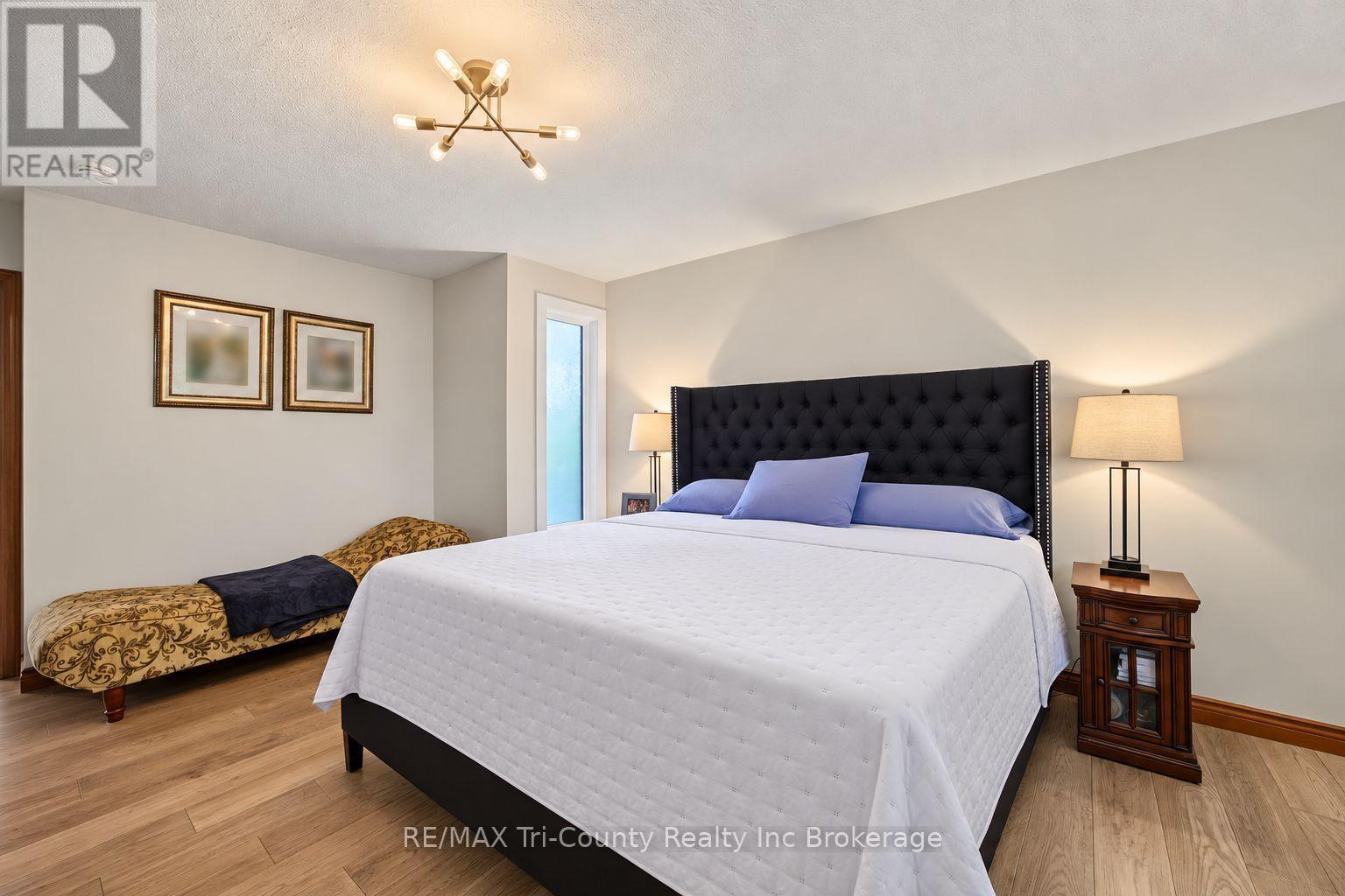 75 PARKWOOD DRIVE - 22