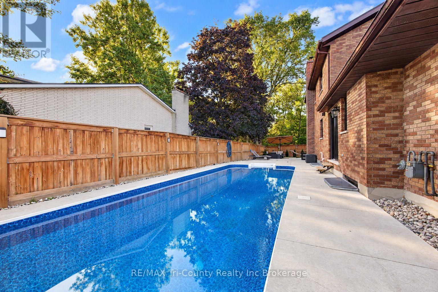 75 PARKWOOD DRIVE - 34
