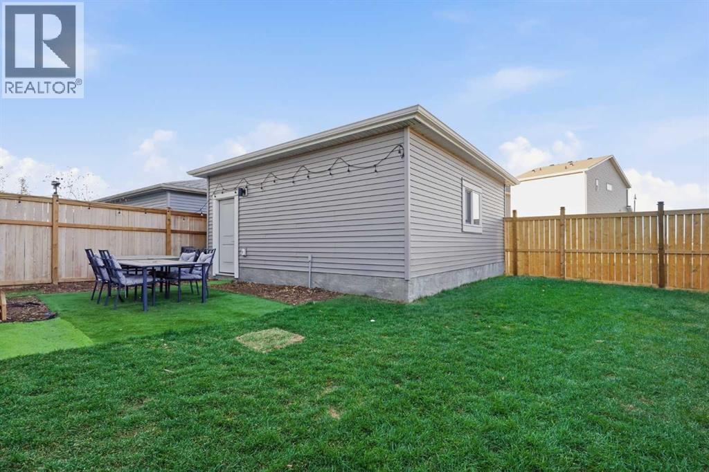 1501 3 Street SE, High River — photo 32