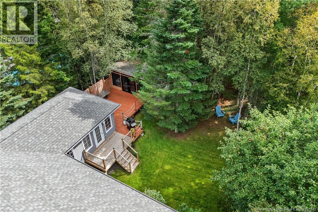 169 Maurice Crescent photo 5