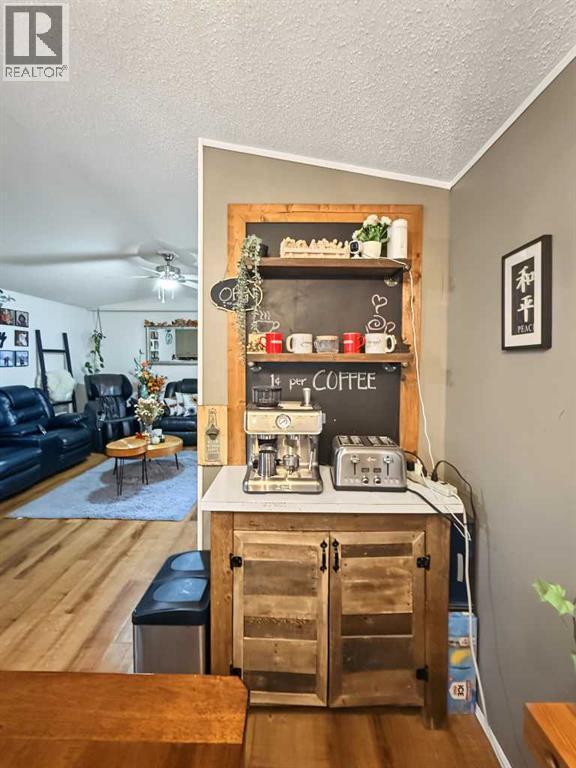 10613 101 Ave, La Crete — photo 17