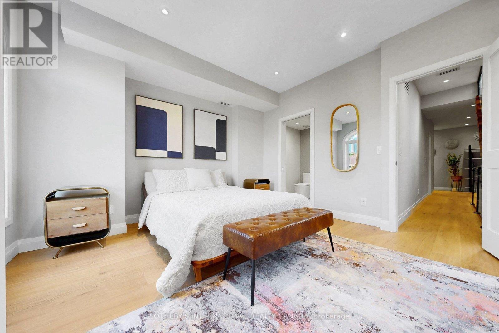 70 Major Street, Toronto, ON photo 17