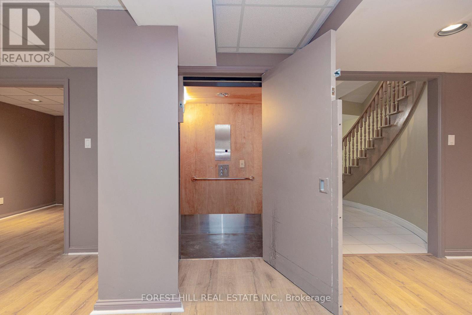 22 Jardin Hill Court, Toronto, ON photo 43
