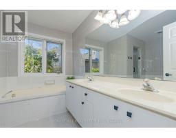 22 Jardin Hill Court, Toronto, ON M2H3R8 Photo 26