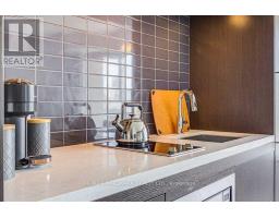 2307 - 155 Yorkville Avenue, Toronto, ON M5R1C4 Photo 10
