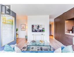 2307 - 155 Yorkville Avenue, Toronto, ON M5R1C4 Photo 8