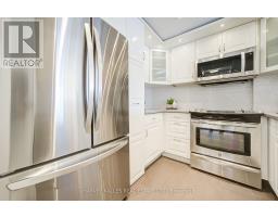 512 - 1818 Bayview Avenue, Toronto, ON M4G4G6 Photo 10